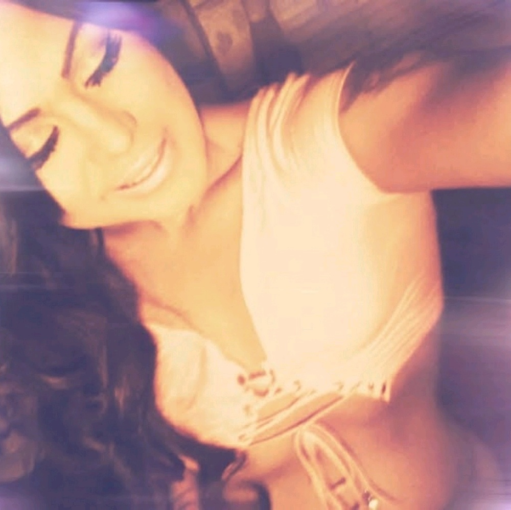 Meet your Posher, Destiny